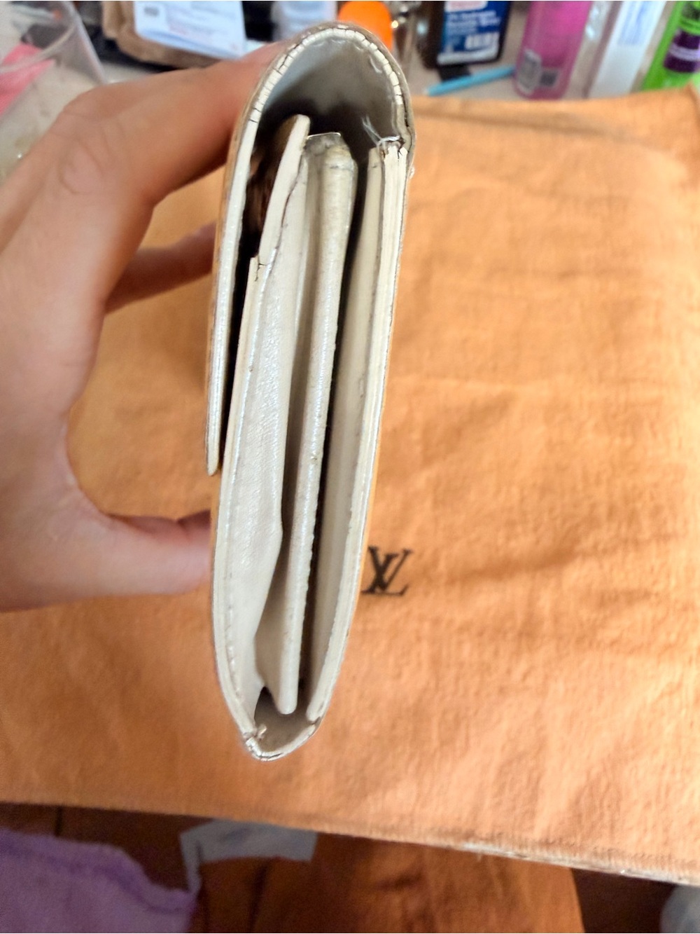 Louis Vuitton Yellow Vernis Monogram Continental Wallet - Picture 4 of 7
